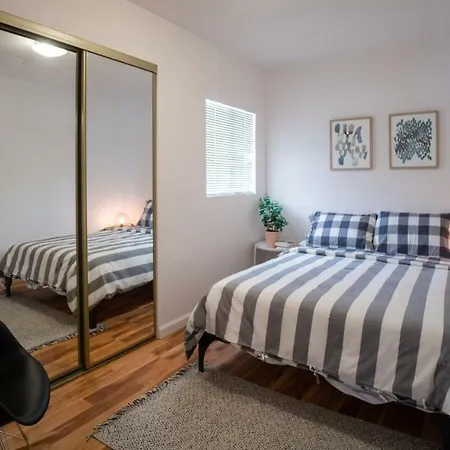 Charming 2Br Casita In Front Of Park Apartment Los Angeles Exterior photo