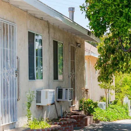 Charming 2Br Casita In Front Of Park Apartment Los Angeles Exterior photo